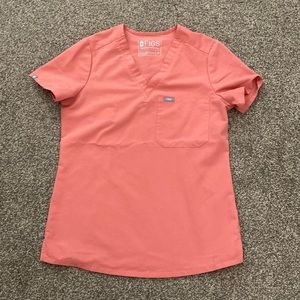 XS Catarina Figs scrub top